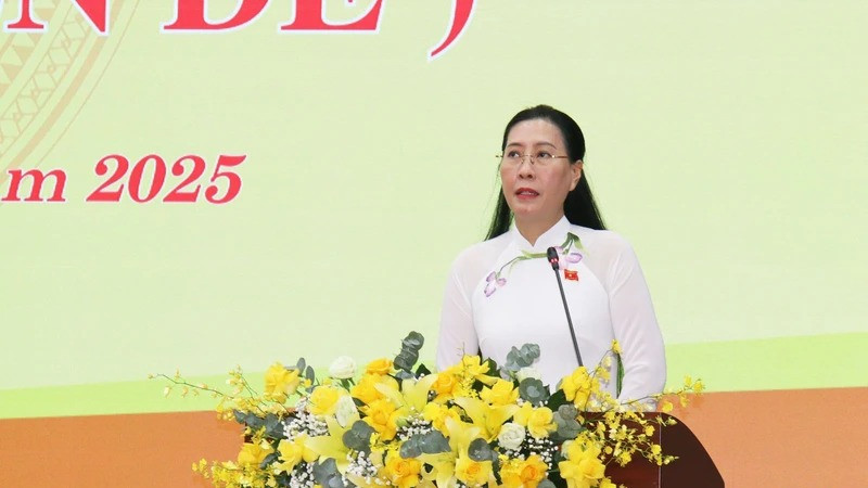 Đồng chí Bùi Thị Quỳnh Vân, Ủy viên Trung ương Đảng, Bí thư Tỉnh ủy, Chủ tịch Hội đồng nhân dân tỉnh Quảng Ngãi.