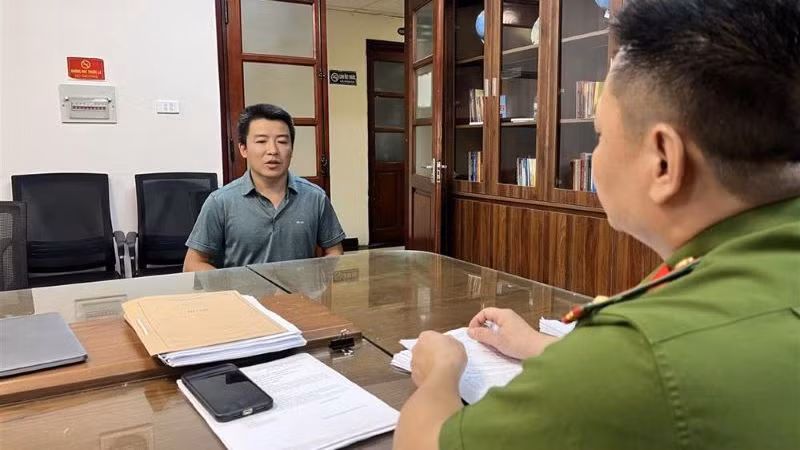 Đối tượng Thân Văn Thoại tại cơ quan điều tra.