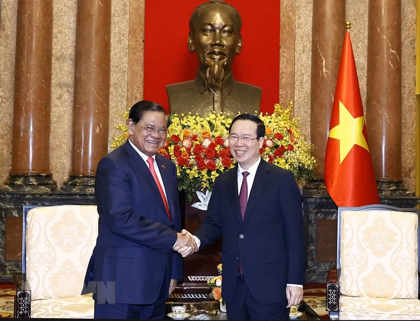 Chủ tịch nước Võ Văn Thưởng tiếp Phó Thủ tướng Campuchia Samdech Krolahom Sar Kheng. (Ảnh: TTXVN)