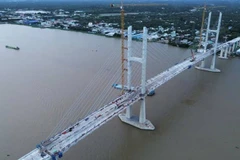 Tỉnh Bến Tre tập trung đẩy nhanh tiến độ xây dựng các công trình trọng điểm. (Ảnh: HOÀNG TRUNG)