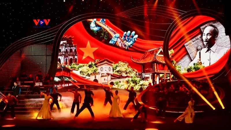 Chương trình “Với Đảng vẹn toàn niềm tin yêu” hướng tới chào mừng Đại hội đại biểu toàn quốc lần thứ XIV của Đảng. (Ảnh: VOV)