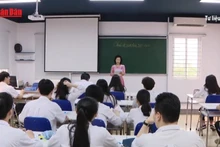 [Video] Nhà giáo được xếp lương cao nhất trong thang bậc lương hành chính sự nghiệp