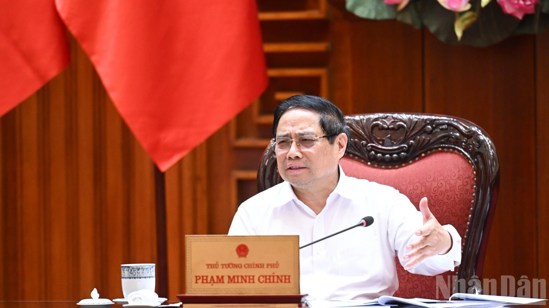 Thủ tướng chỉ đạo quyết liệt, bảo đảm nguồn cung xăng dầu trước biến động toàn cầu