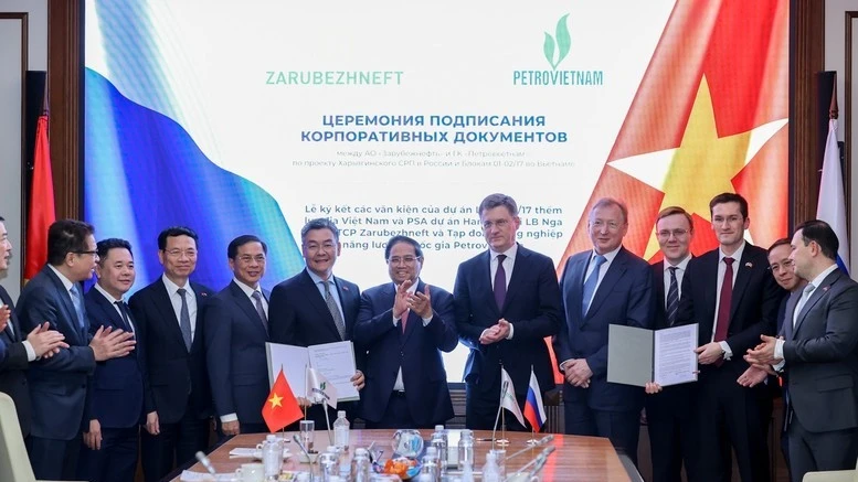 Thủ tướng Phạm Minh Chính làm việc với Zarubezhneft, thúc đẩy hợp tác dầu khí Việt - Nga