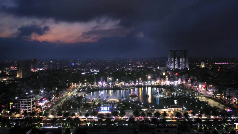 Phố đi bộ Đinh Tiên Hoàng chụp từ trên cao. (Ảnh: HỮU DỤNG)