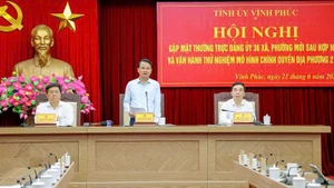 Thường trực Tỉnh ủy Vĩnh Phúc gặp mặt Thường trực Đảng ủy của 36 xã, phường mới.