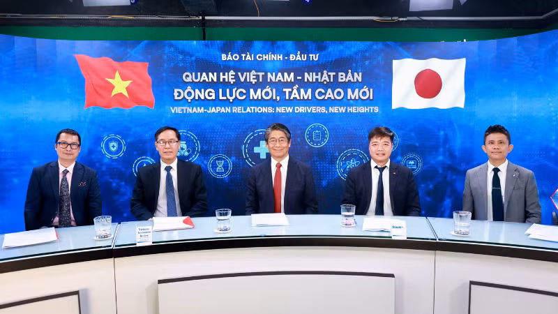 Các diễn giả tham dự tọa đàm.