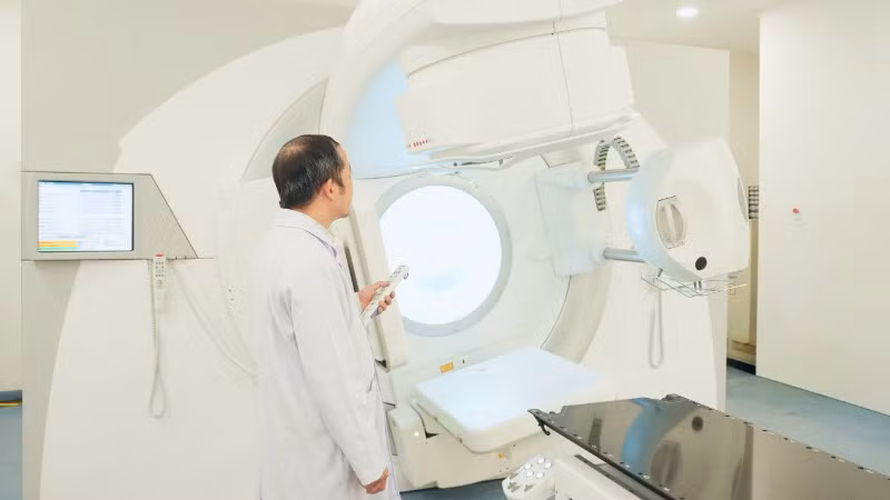 Bệnh viện Bạch Mai vừa đưa vào vận hành hệ thống thiết bị y tế hiện đại phục vụ công tác khám, điều trị bệnh cho người dân. Ảnh: Thế Anh