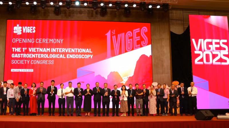 Hội nghị khoa học nội soi tiêu hóa can thiệp Việt Nam lần thứ I thu hút sự tham gia của nhiều chuyên gia trong nước và nước ngoài.