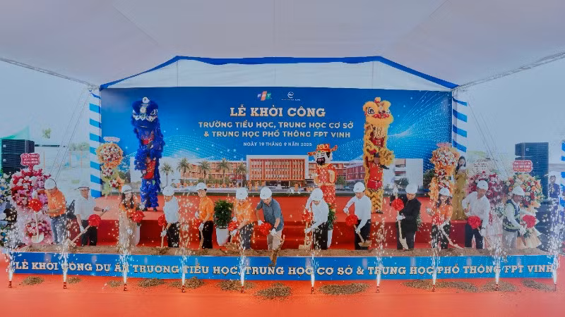 Nghi thức khởi công công trình Trường tiểu học, trung học cơ sở, trung học phổ thông.