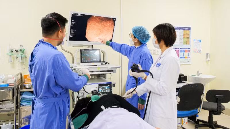  Hệ thống nội soi hiện đại được ứng dụng trong tầm soát phát hiện sớm, chẩn đoán ung thư đường tiêu hóa.