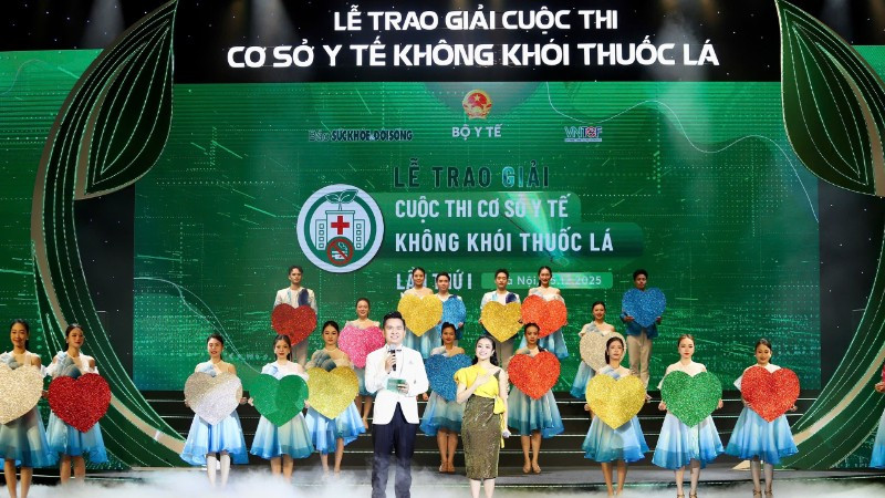 Quang cảnh buổi lễ trao giải.