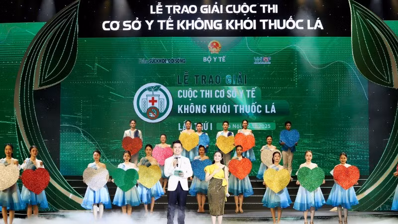 Quang cảnh buổi lễ trao giải.