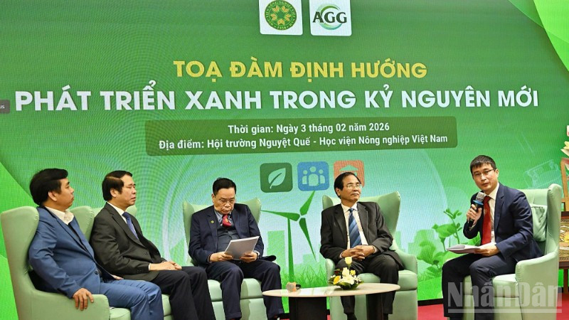 Tọa đàm “Định hướng phát triển xanh trong kỷ nguyên mới” chiều 3/2.