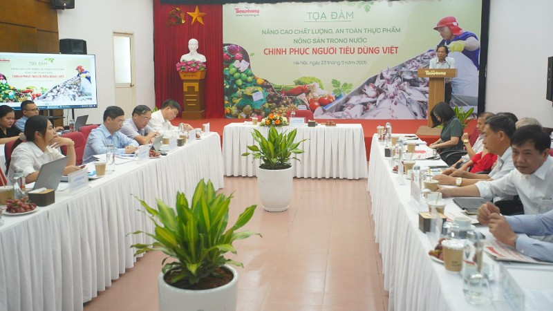 Tọa đàm “Nâng cao chất lượng, an toàn thực phẩm nông sản trong nước, chinh phục người tiêu dùng Việt” do Báo Tiền Phong tổ chức sáng 23/9.
