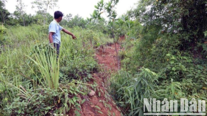 Một điểm nguy cơ sạt lở cao khi xảy ra mưa lũ tại xã Mường Vang, tỉnh Phú Thọ. (Ảnh: THANH TRÀ)