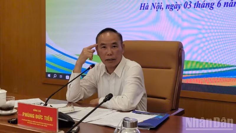 Tại cuộc họp báo thường kỳ tháng 5, Thứ trưởng Bộ Nông nghiệp và Môi trường Phùng Đức Tiến khẳng định Bộ này không dung thứ cho những sai phạm trong chuỗi cung ứng thực phẩm. 