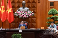 Thủ tướng Chính phủ Phạm Minh Chính chủ trì cuộc họp của Thường trực Chính phủ về thúc đẩy Dự án tuyến đường sắt Lào Cai-Hà Nội-Hải Phòng. (Ảnh: TRẦN HẢI)
