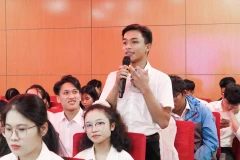Thí sinh đạt kết quả cao trong xét tuyển vào Trường Đại học Luật (Đại học Huế) được nhận học bổng