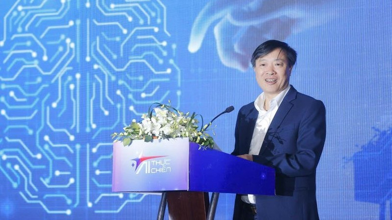 Thiếu tướng Nguyễn Ngọc Cương, Giám đốc Trung tâm Dữ liệu quốc gia phát biểu tại buổi lễ z6875936631804-f05f4a13aa5a665a2eea0a4e11203344.jpg