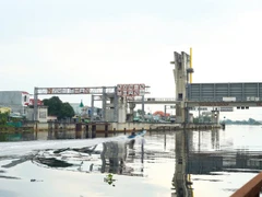 Dự án ngăn triều 10.000 tỷ đồng đã ngừng thi công từ năm 2020 tới nay. 