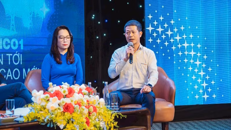 Anh Nguyễn Viết Tài, Phó Giám đốc Kỹ thuật Công ty Thủy điện Đại Ninh chia sẻ kinh nghiệm tại Hội nghị “Đổi mới sáng tạo và phát triển nguồn nhân lực trong hành trình Văn hóa EVNGENCO1”.