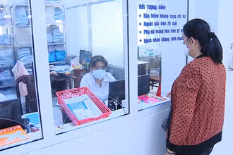 [Video] Hà Nội mở rộng diện được hỗ trợ đóng bảo hiểm y tế từ ngày 1/7