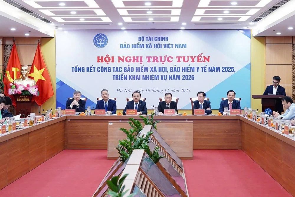 Các đại biểu dự hội nghị tổng kết tại điểm cầu Bảo hiểm xã hội Việt Nam. (Ảnh VSS)