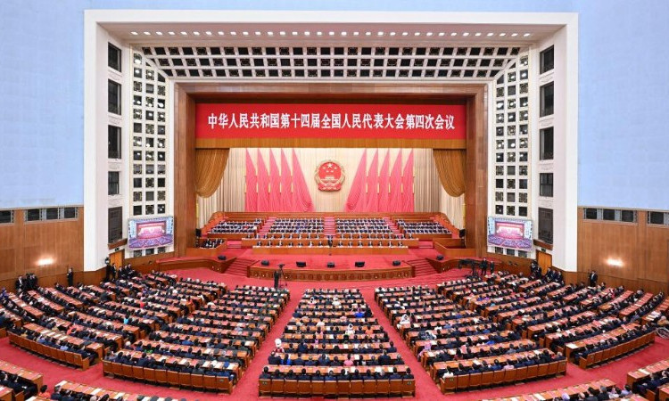 Phiên bế mạc kỳ họp thứ tư Nhân Đại toàn quốc Trung Quốc khóa 14. (Ảnh: Tân Hoa xã)