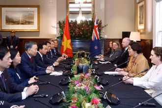 Tổng Bí thư, Chủ tịch nước Tô Lâm hội kiến với Toàn quyền New Zealand Cindy Kiro. (Ảnh: Thống Nhất/TTXVN)