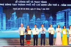 Trao Giải thưởng Sáng tạo lần 4, năm 2025 tặng tác giả, nhóm tác giả ở lĩnh vực quản lý nhà nước.