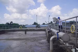 Hệ thống xử lý nước thải tập trung tại Khu công nghiệp Hiệp Phước. (Ảnh: THẾ ANH)