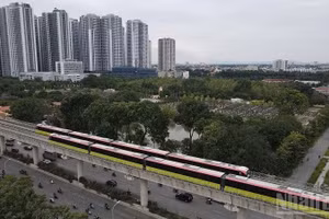 Tuyến metro Nhổn-ga Hà Nội sau 2 năm đi vào hoạt động đã vận chuyển gần 14,2 triệu lượt hành khách. (Ảnh: HOÀNG ANH)