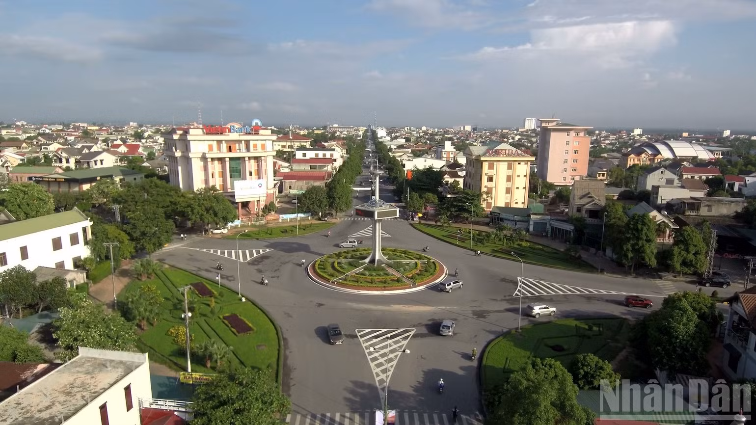 ndo_br_flycam-thanh-pho-dong-ha-quang-tri-frame-at-3m41s.jpg