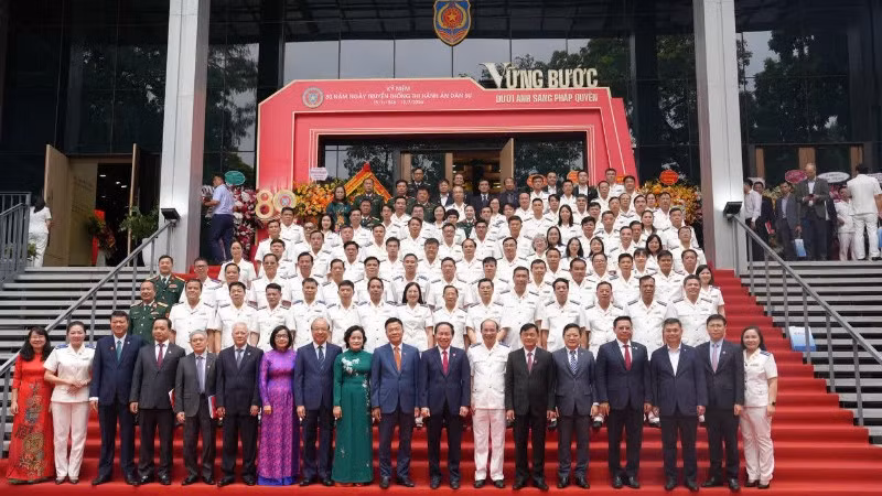 dai-bieu-luu-niem-7330.jpg