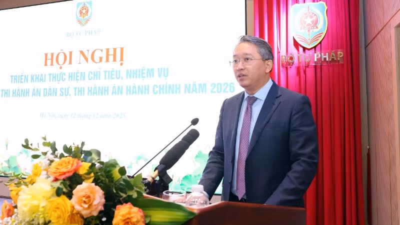 bo-truong-tp-2380.jpg
