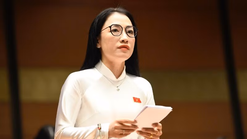 tran-khanh-thu-thai-binh-7855.jpg