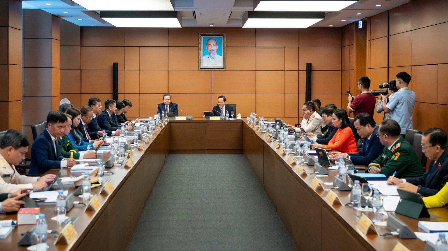 Quang cảnh phi&ecirc;n thảo luận tại tổ. (Ảnh: QH)