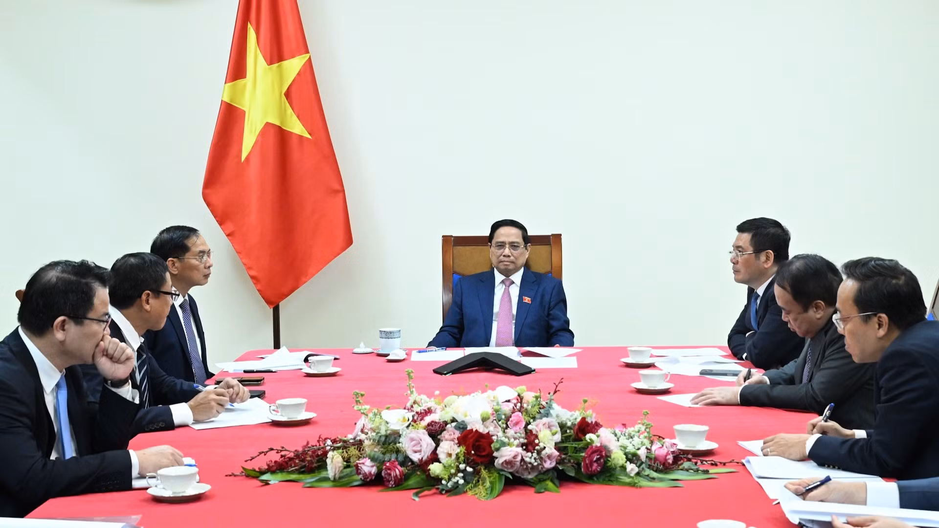 Quang cảnh buổi điện đàm.