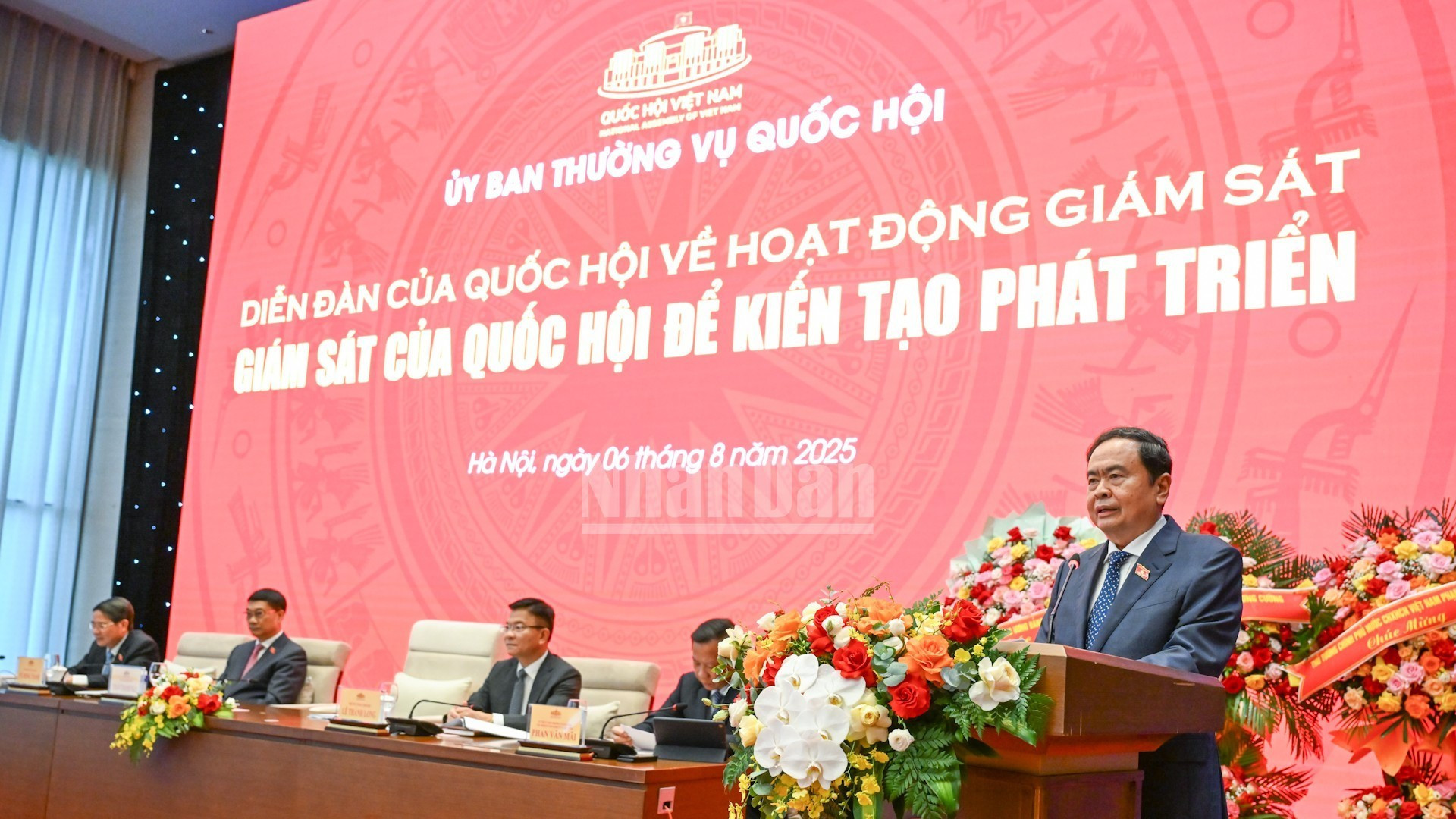 Chủ tịch Quốc hội Trần Thanh Mẫn phát biểu khai mạc diễn đàn.
