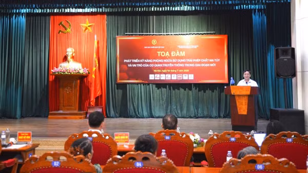 Tọa đàm “Phát triển kỹ năng phòng ngừa sử dụng trái phép chất ma túy và vai trò của cơ quan truyền thông trong giai đoạn mới".