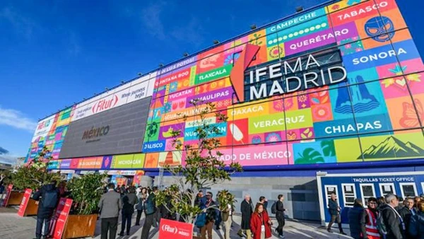 Hàng trăm nghìn lượt khách trải nghiệm các hoạt động văn hóa-du lịch tại Fitur 2026, biến sự kiện này thành một lễ hội du lịch toàn cầu đầy cảm hứng.