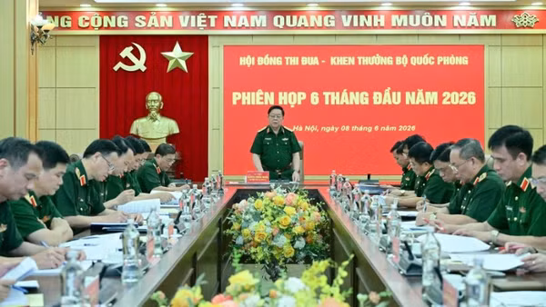 Đại tướng Nguyễn Trọng Nghĩa chủ trì phiên họp.