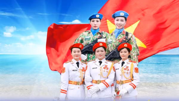 Các nữ quân nhân Cảnh sát biển Việt Nam. (Ảnh: ĐỨC TĨNH)