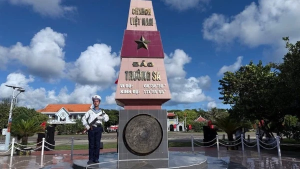 Cột mốc chủ quyền đảo Trường Sa