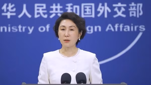 Người phát ngôn Bộ Ngoại giao Trung Quốc Mao Ninh. (Ảnh từ clip của Bộ Ngoại giao Trung Quốc)