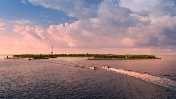 Toàn cảnh đảo Sinh Tồn.