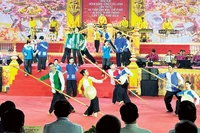 Điệu múa của đồng bào Khmer tại Cần Thơ.