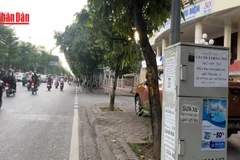 [Video] Hà Nội: Xử lý quảng cáo trái phép trên tủ điện, trạm biến áp