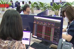 [Video] VN-Index tăng 2,5% trong tháng đầu năm 2026